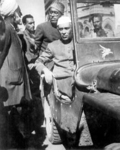 nehru in Srinagar