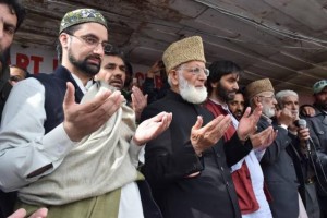 Mirwaiz Umar and Geelani Narabal